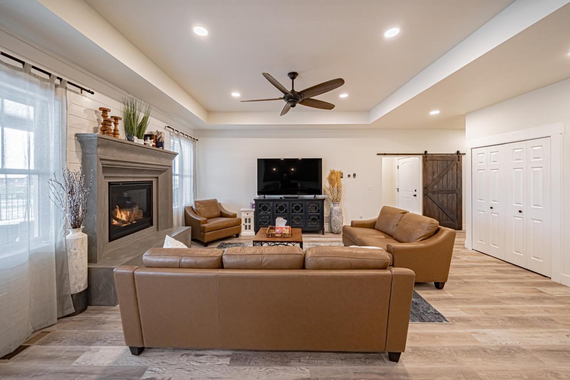 Teton Valley Getaway With Private Deck And Hot Tub! Ashton Bagian luar foto