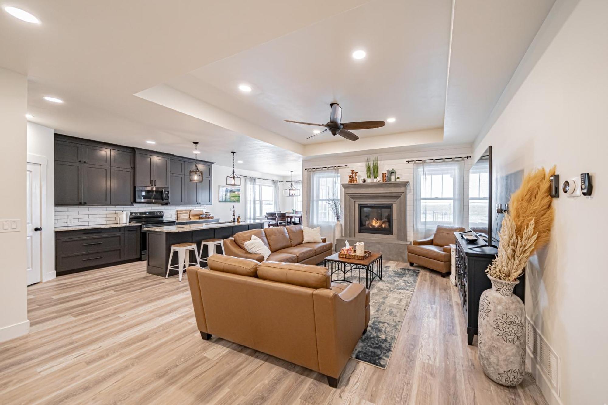 Teton Valley Getaway With Private Deck And Hot Tub! Ashton Bagian luar foto