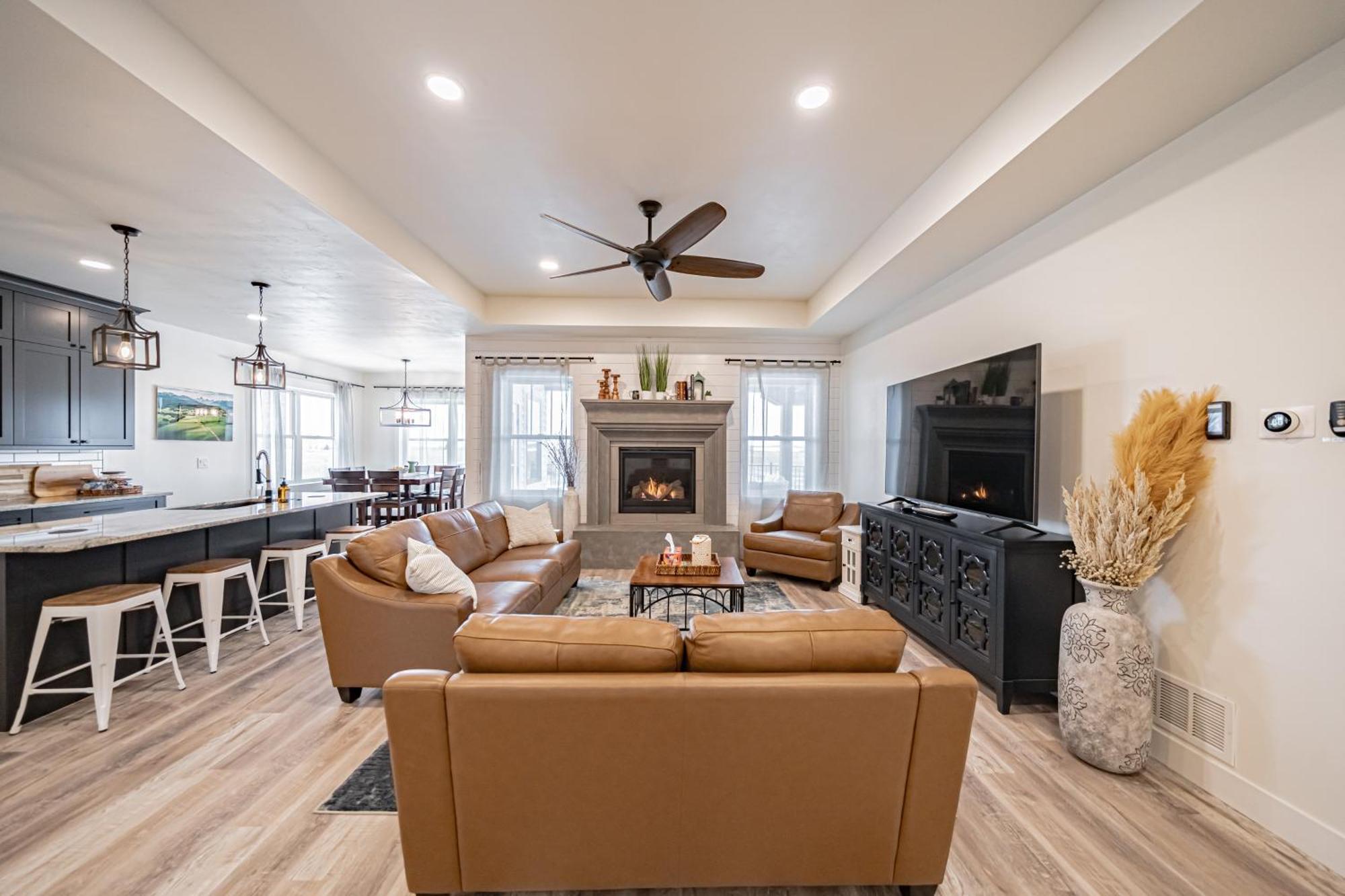 Teton Valley Getaway With Private Deck And Hot Tub! Ashton Bagian luar foto